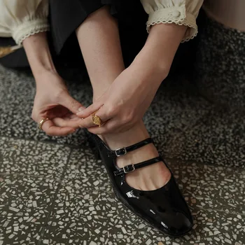  Женская обувь на плоской подошве с несколькими пряжками из лакированной коровьей кожи, Весна-лето, Женское Черное красное платье, повседневная обувь