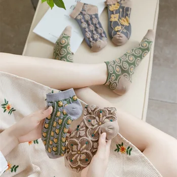  5 пар/лот, Новые женские носки-лодочки с рельефной вышивкой в стиле ретро, весенне-летние носки с приливом, Носки с низким верхом, Носки в стиле корта